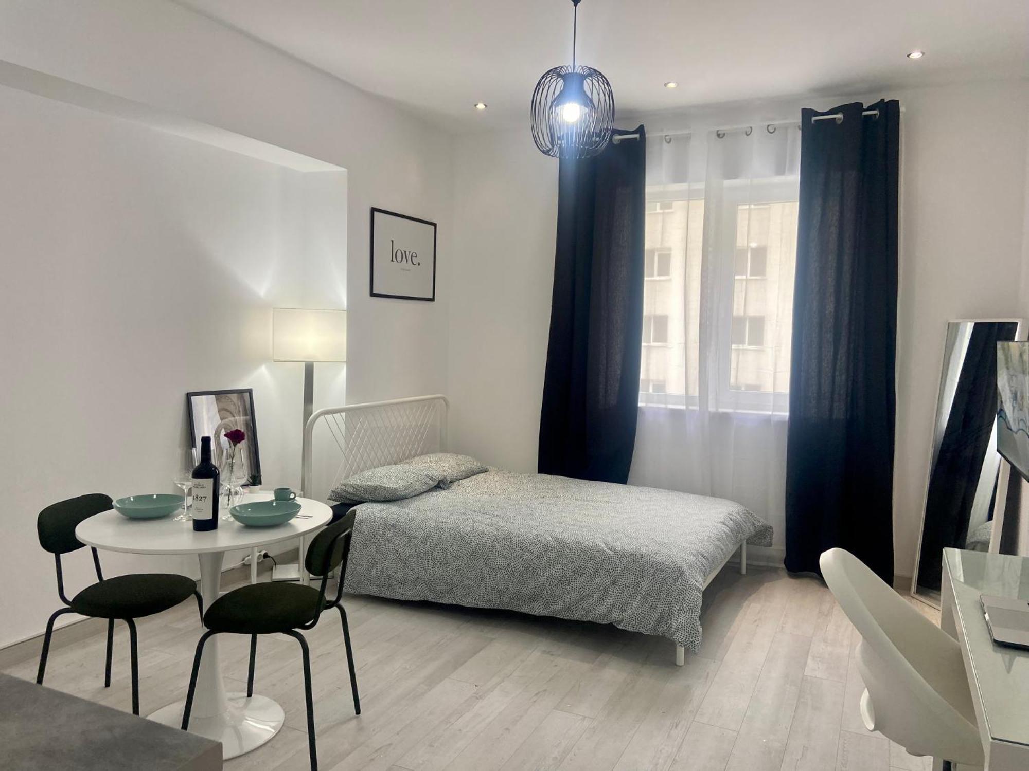 Aparthotel Rin Grand Residence ブカレスト エクステリア 写真